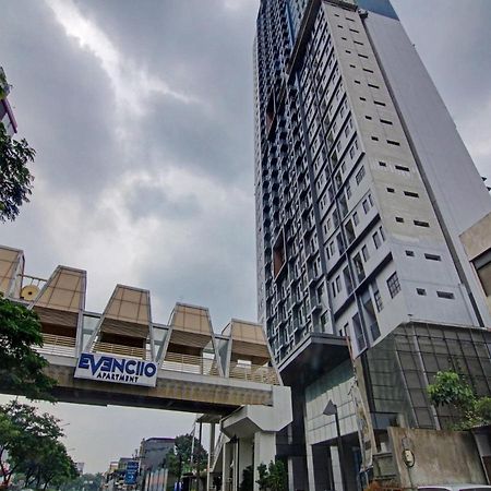 Oyo 90339 Evenciio Apartment Syariah Depok Exterior foto